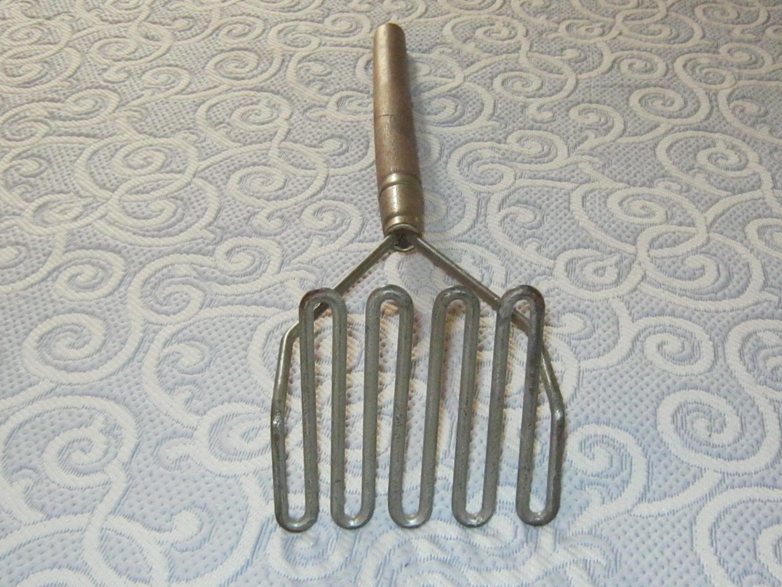 Vintage Primitive Metal Wire Potato Masher with Wooden Handle – 22″ long