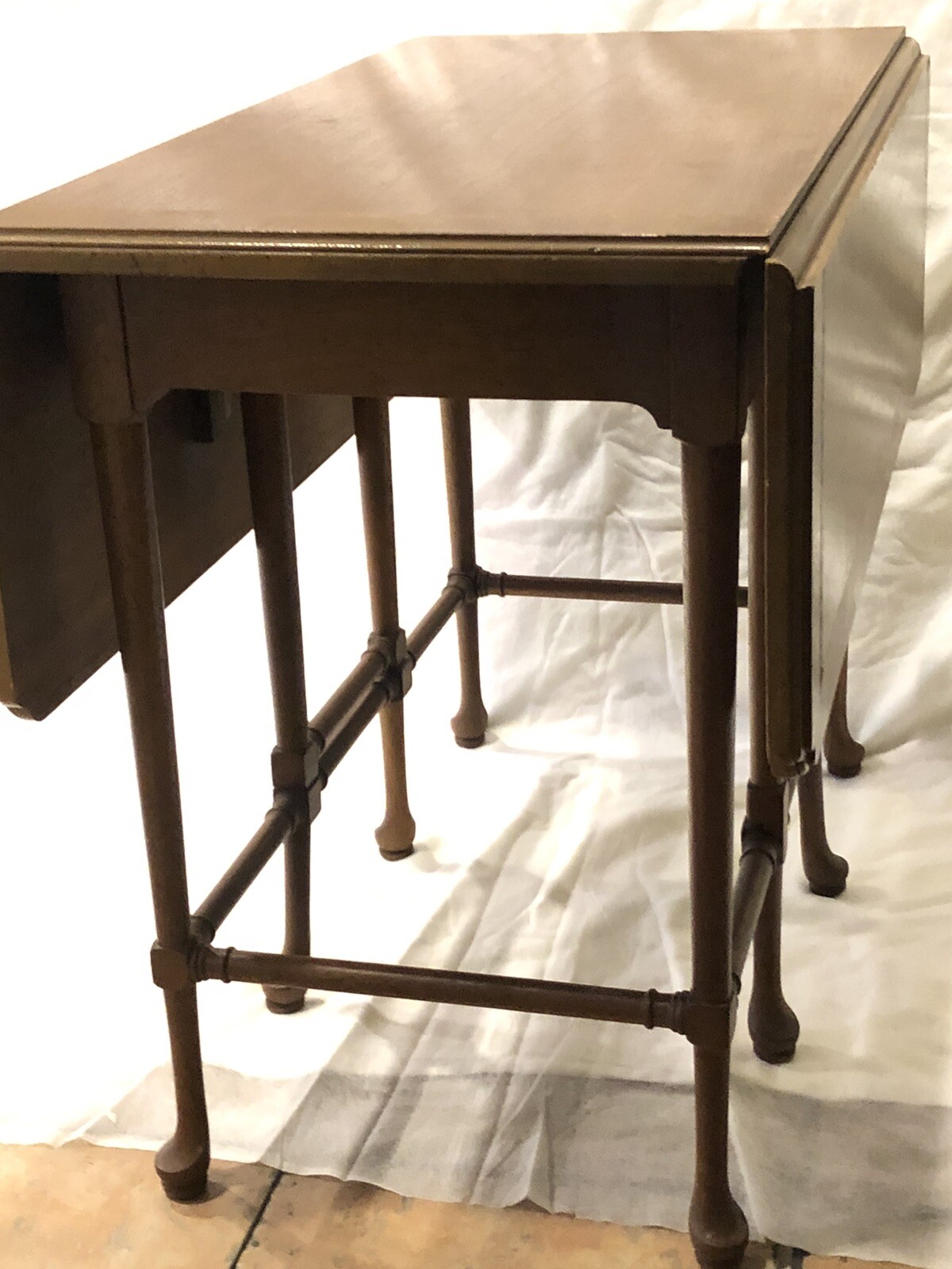 Henredon Folio Four Vintage Gate Leg Table Pembroke Drop Leaf Display Made USA