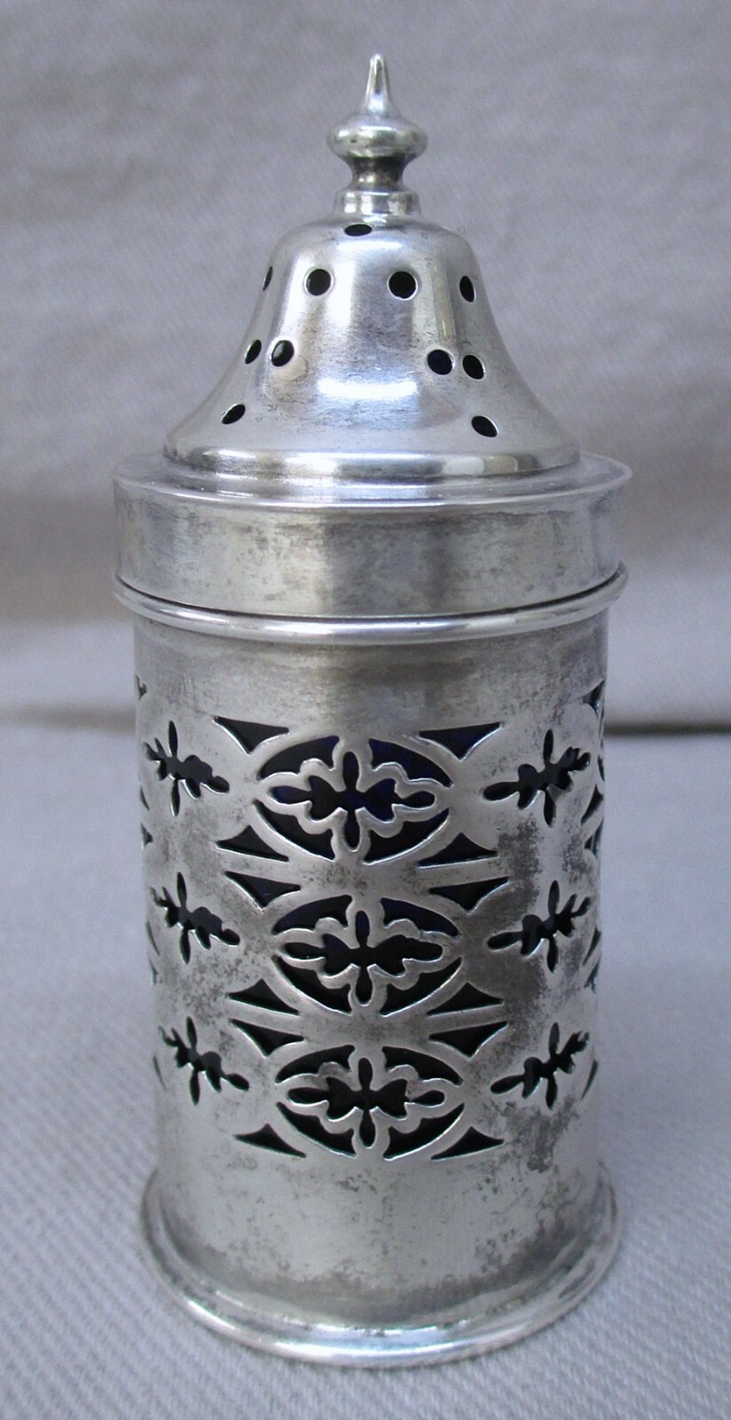 Vintage 1904 DEAKIN & FRANCIS British Sterling Silver & Cobalt Glass Salt Shaker