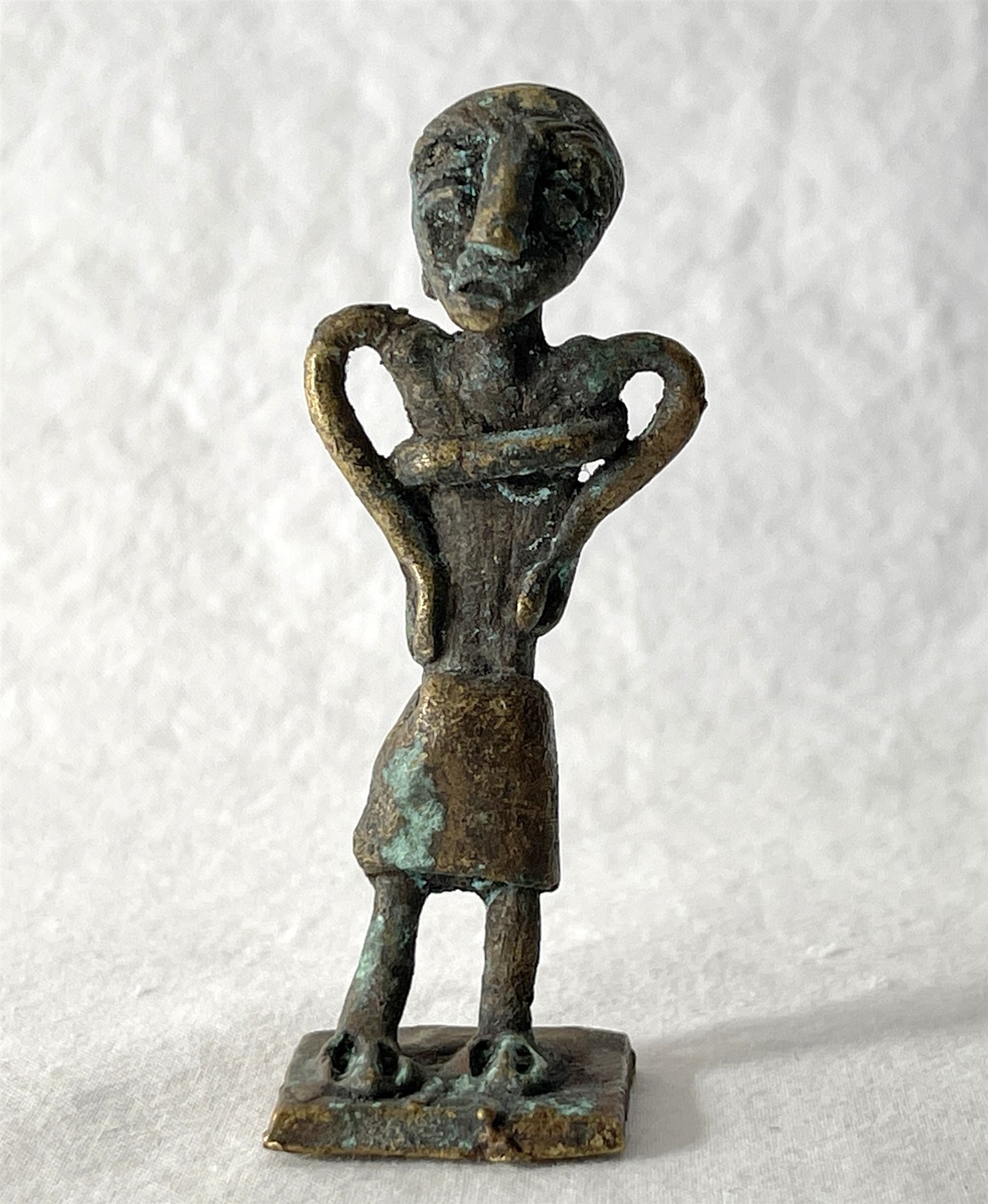 Vintage / Antique Metal African Art FEMALE FORM ASHANTI GOLD WEIGHT #548