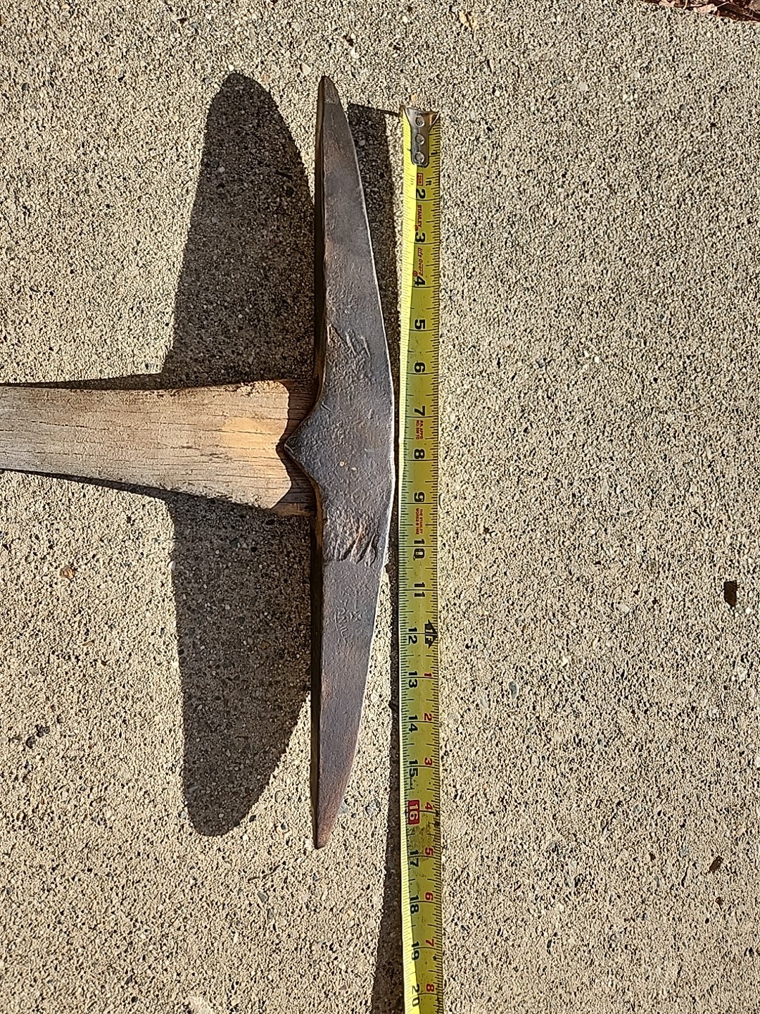 Antique Gold Miners Pick Axe – Beall Bros – East Alton,IL – 16 1/4″ Large 4.5lb