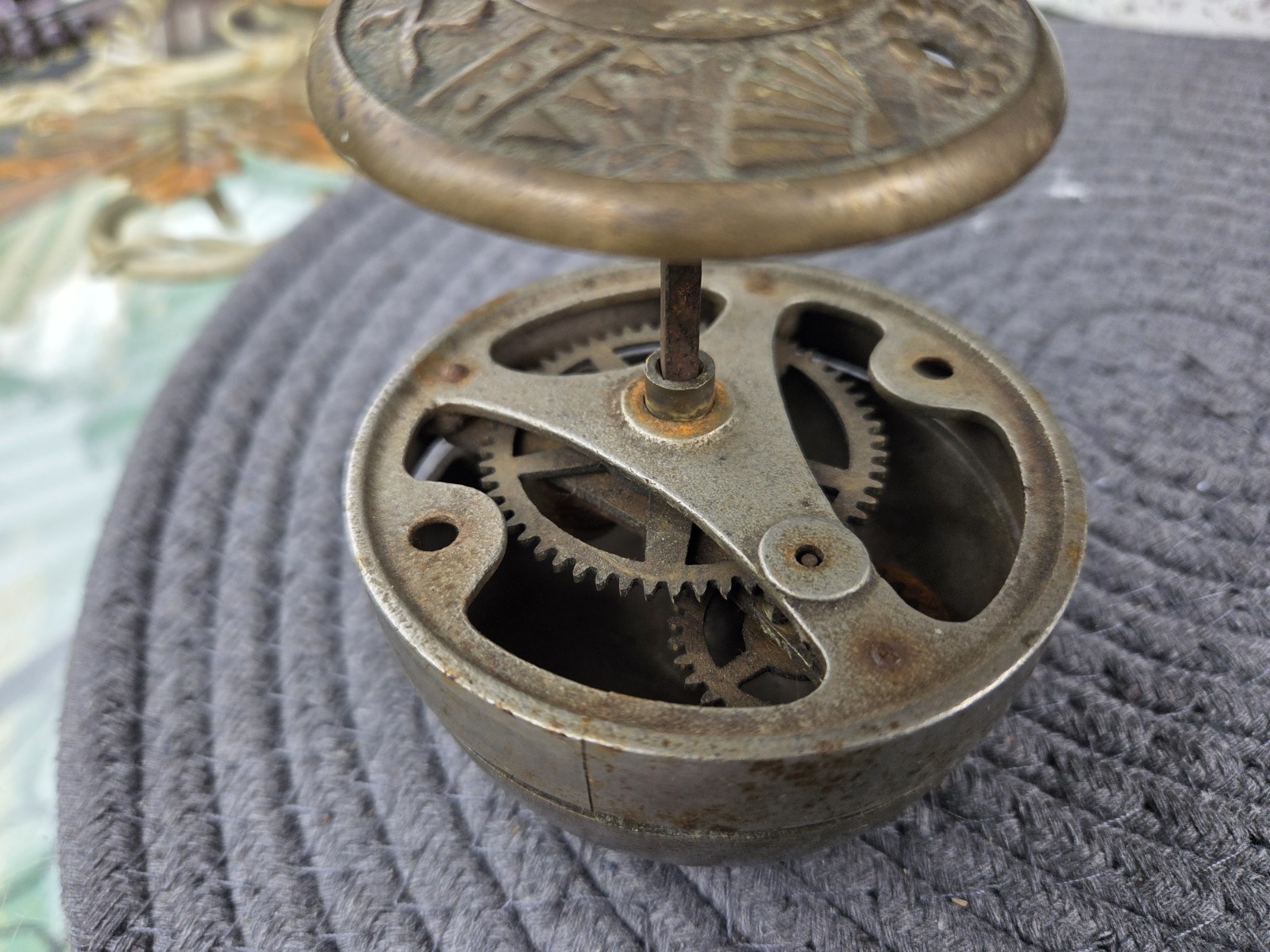 Antique R E , RUSSELL & ERWIN ? – Mechanical BRASS Hand Crank Twist Door Bell