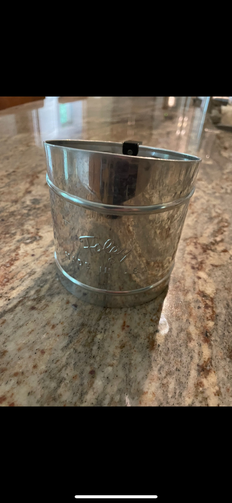 Vintage Foley Aluminum Flour Sifter Squeeze Handle