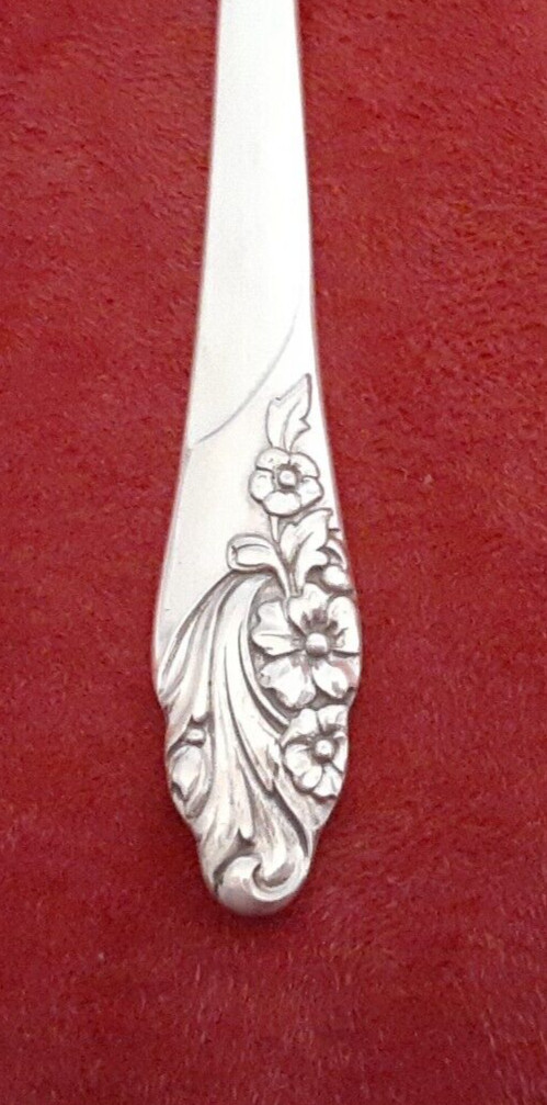 Oneida Community silverplate Evening Star 1950 4 teaspoons 6 1/8″ NM polished