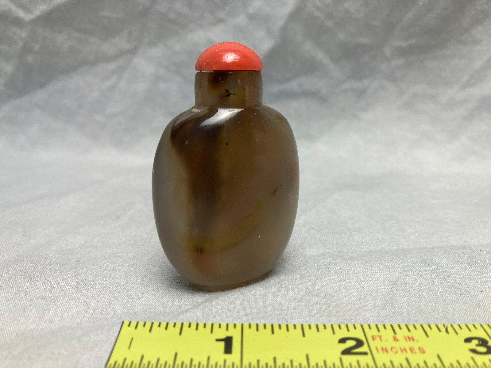 Agate, hardstone snuff bottle with red Coral stopper top, 2 3/8″ tall