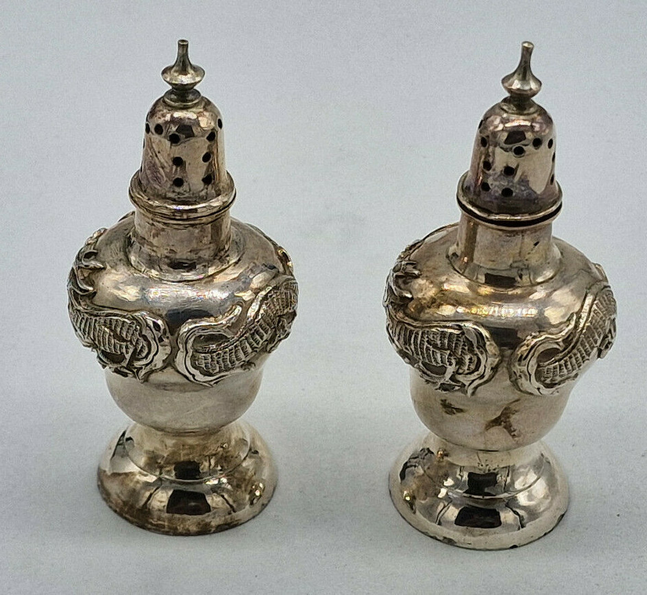 ANTIQUE BEAUTIFUL PAIR CHINESE EXPORT SOLID SILVER SOLT POT / C019
