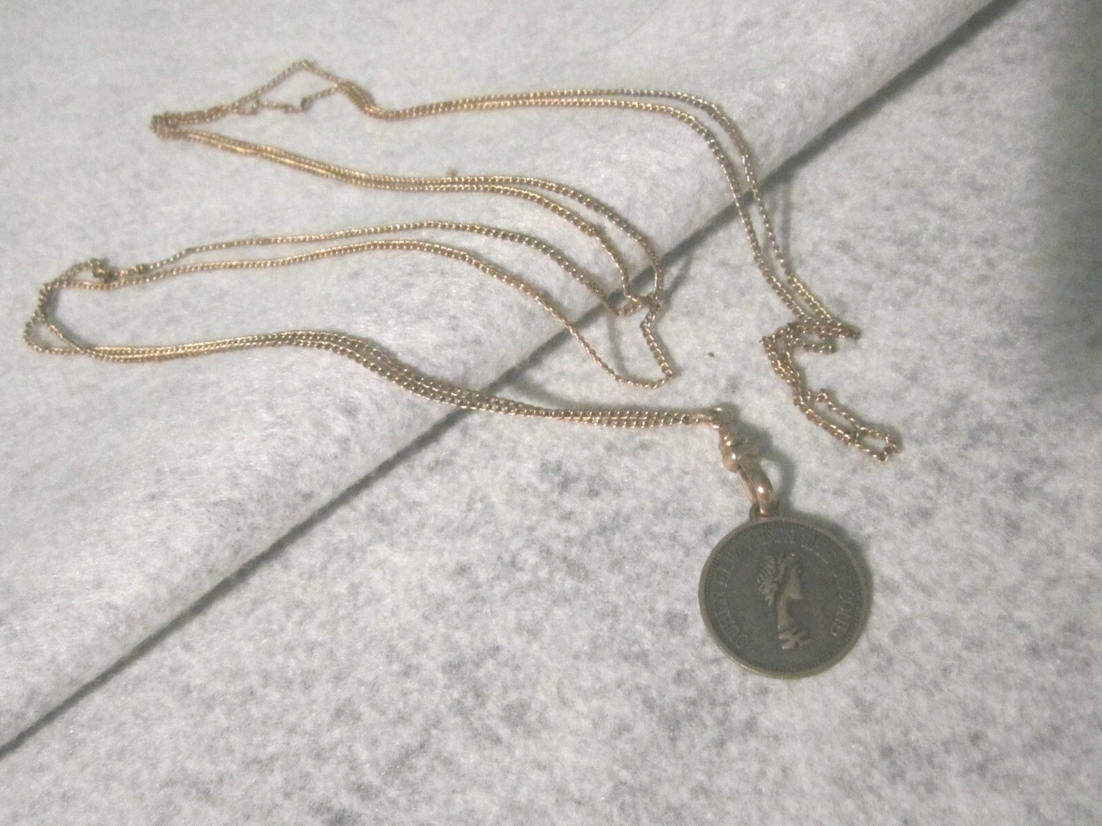 Queen Elizabeth The Second 2-Headed Bronze Coin JFSS Gold Fill 49″ Link Necklace