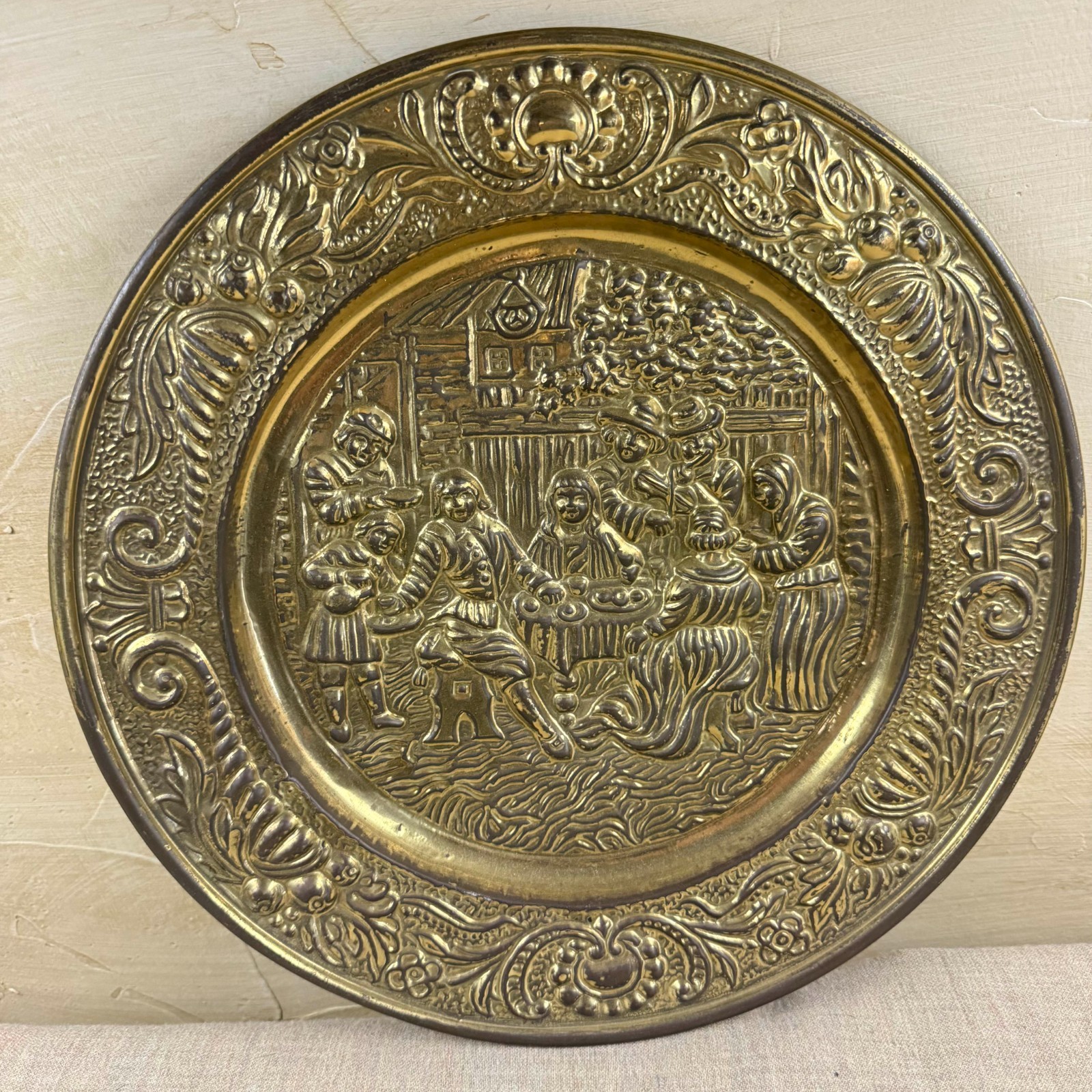 Vintage Embossed Brass Tone Dutch Village Wall Charger Plate 13″ Holland Style
