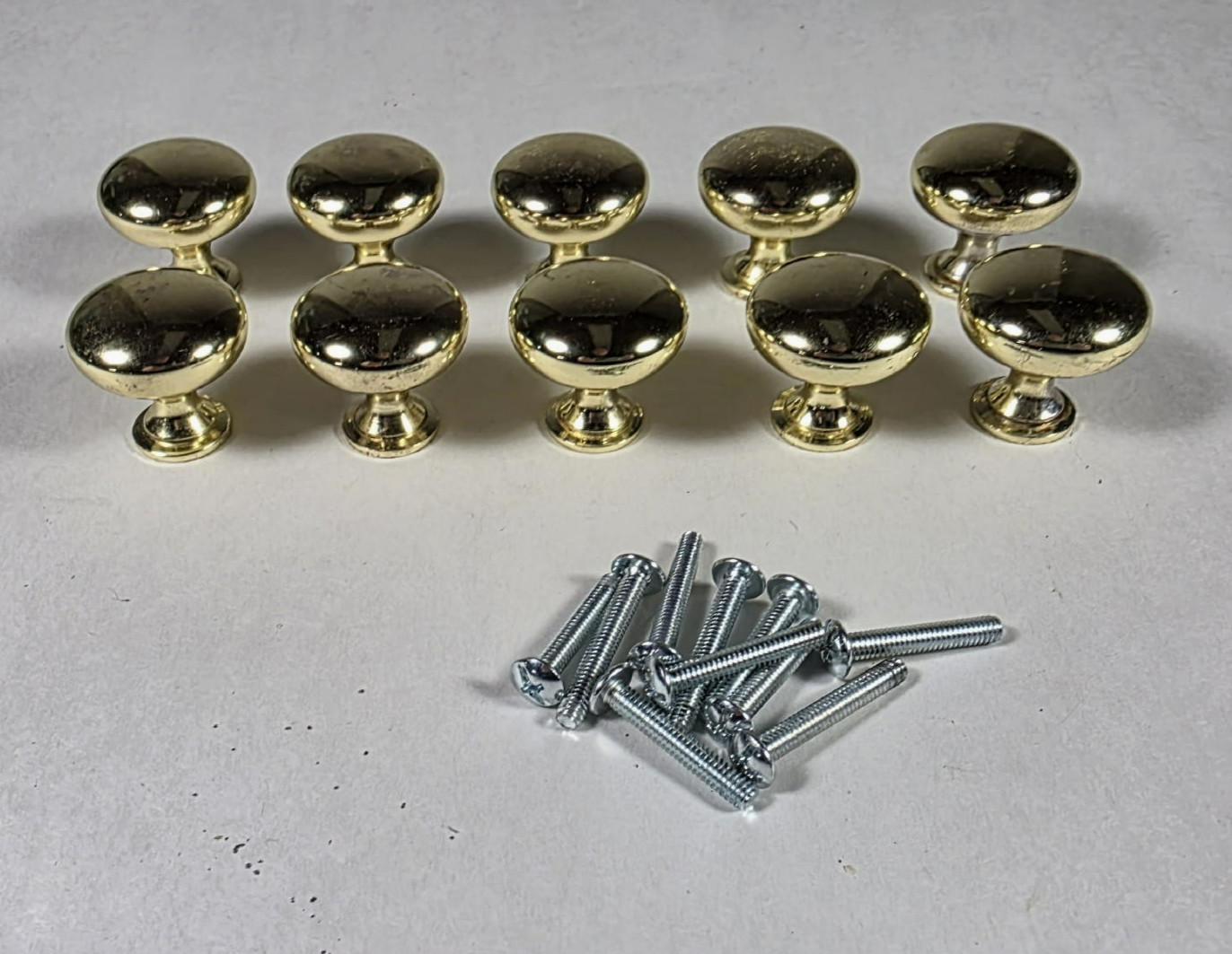10 Vintage Heavy Brass KNOB Door/Drawer Pull 1.25″ Furniture/Cabinet Take Off