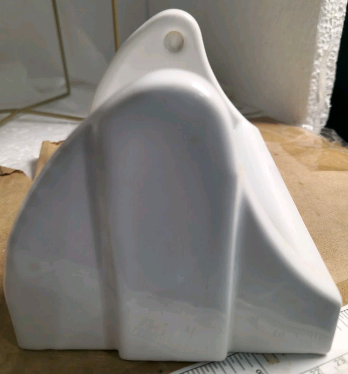 OLD White Porcelain Ceramic Toilet Paper Holder DECO Willette Corp USA MODEL 325