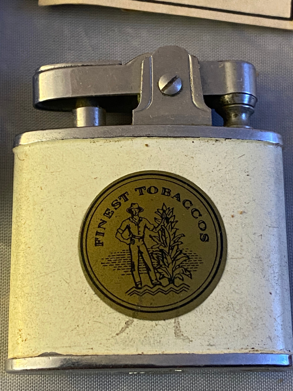 VTG Continental Lighter Finest Tobaccos