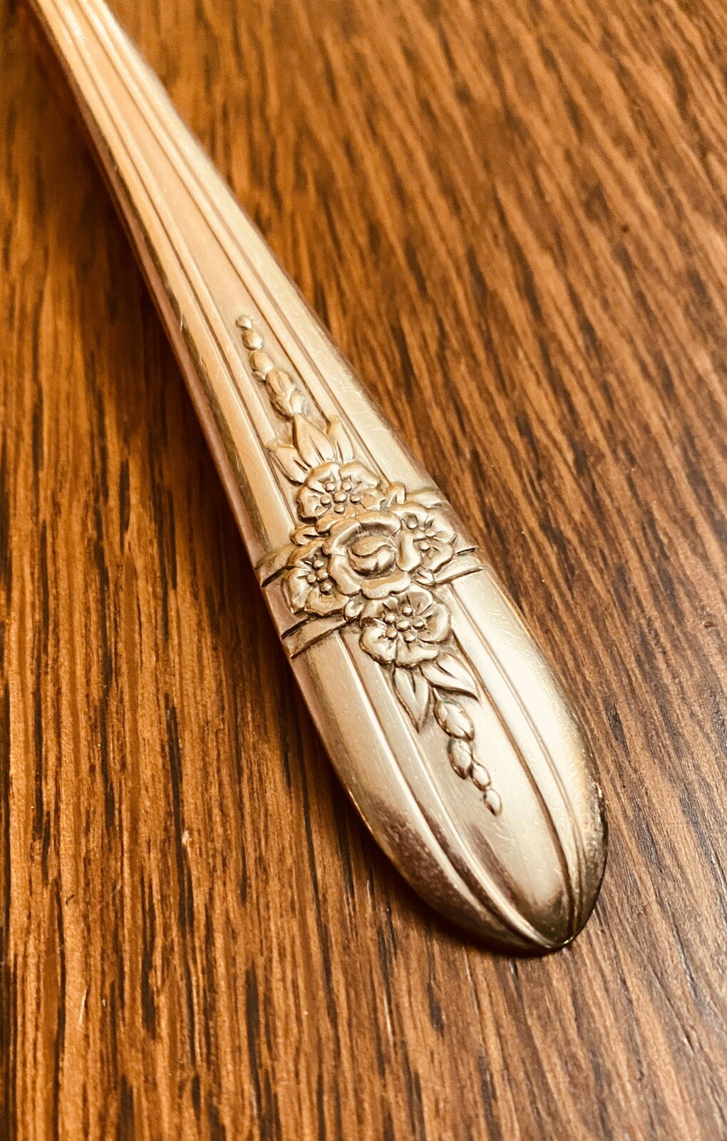 International Rogers SilverPlate Triumph 1941 7-Round Bowl Cream Soup Spoons