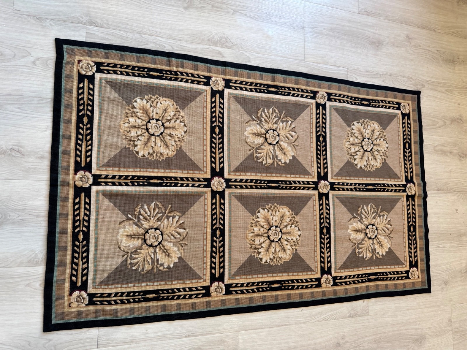 RARE Vtg Needlepoint Rug US SUPREME COURT Ceiling Inspiration 34.5 x 58 Inches