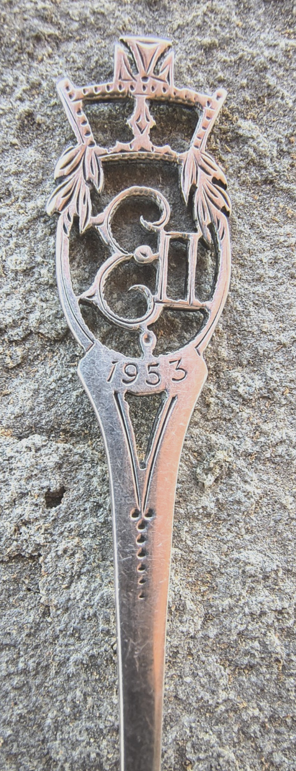 English Sterling Souvenir Spoon From The Coronation Of Queen Elizabeth II 1953