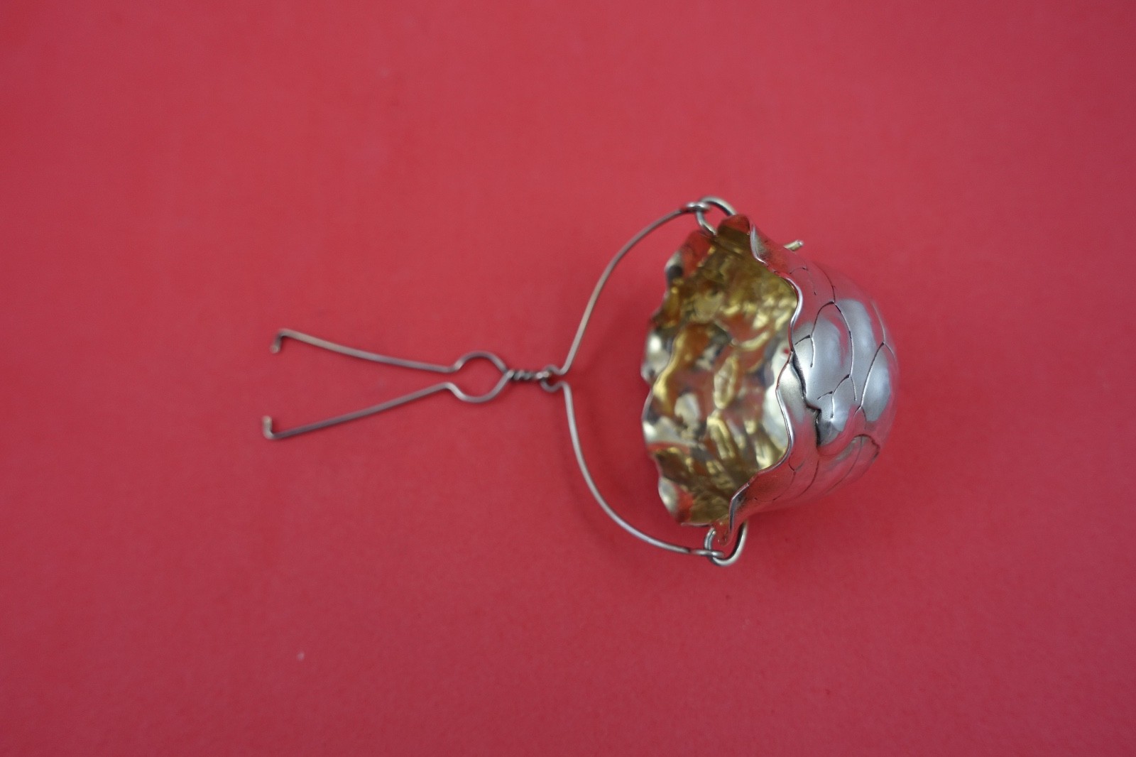 Pattern Unknown by Shiebler Sterling Tea Strainer French GW #667 2 1/8″x 1 1/8″