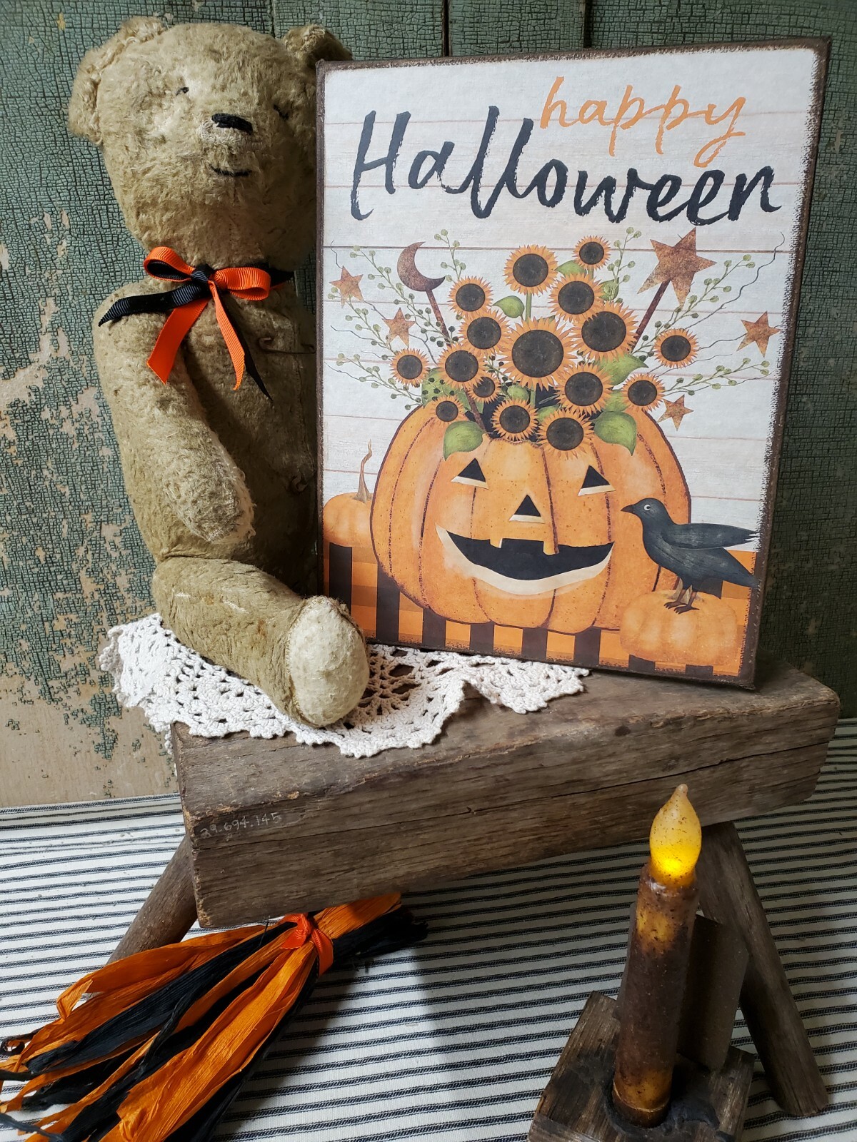 PRIMITIVE VICTORIAN FOLK VINTAGE STYLE HALLOWEEN CROW SUNFLOWERS PUMPKIN SIGN