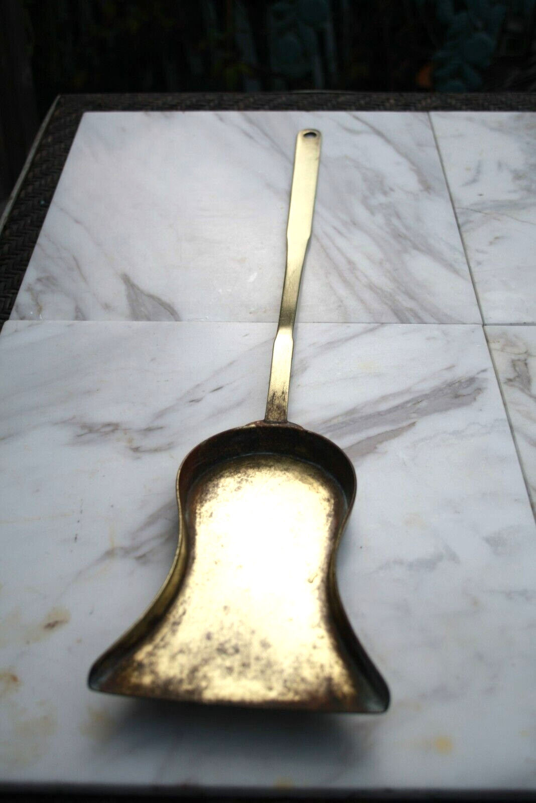 Vintage Antique Solid Brass Fireplace Ash Shovel Scoop with Brass Handle 21.75″