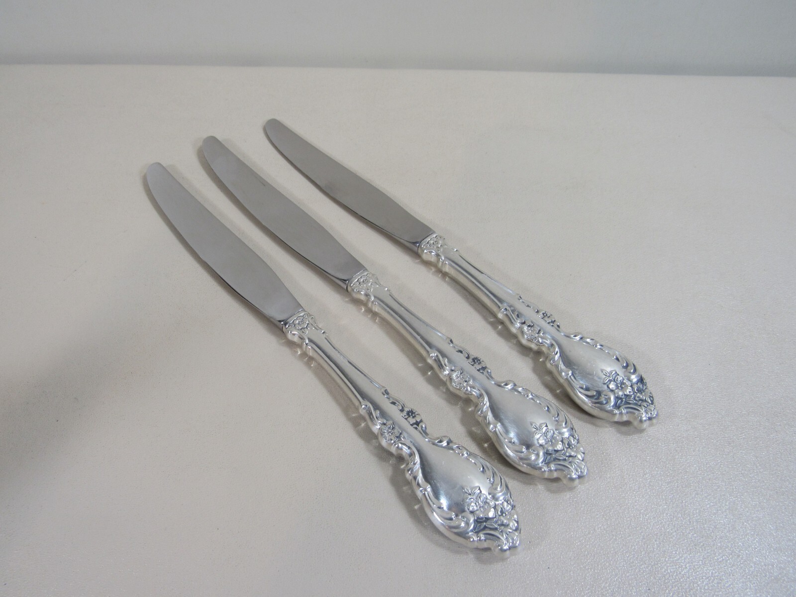 Sterling Silver Handle Oneida Botticelli Dinner Knife