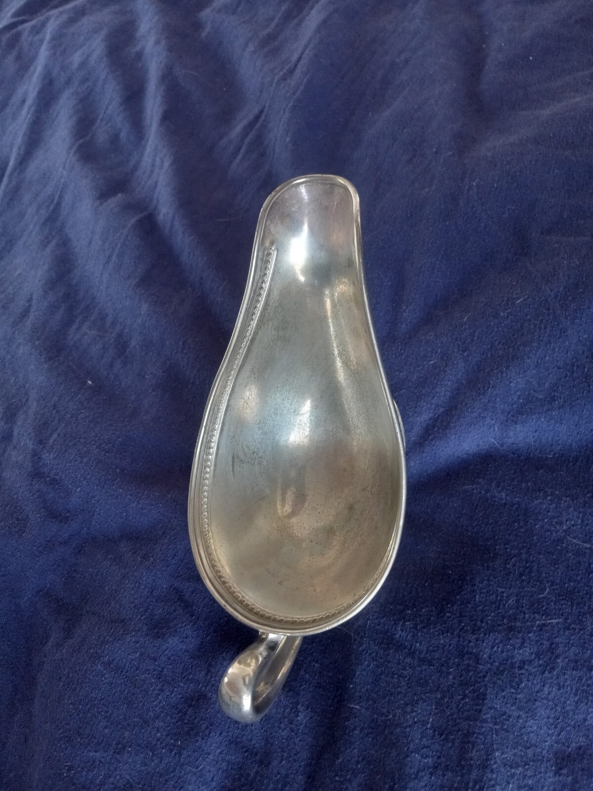 Vintage Crown Marked J. F. Silver CO 8″x3.5″x4″ Gravy Boat With Handle & Bag