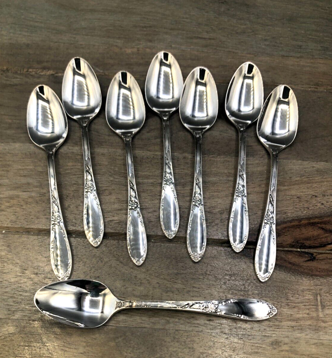 Virginian by Oneida Sterling Silver set of 8 Demitasse Spoons 4 1/8″