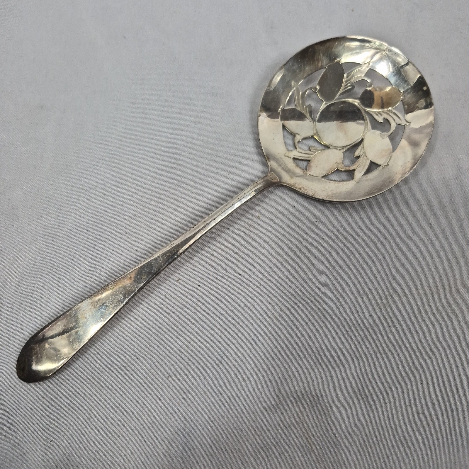 Wm Rogers Mfg Co Original Rogers Silverplate Ornate Tomato Server Spoon