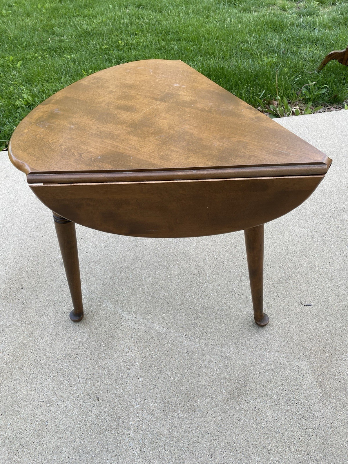 Ethan Allen Heirloom Maple Nutmeg Drop Leaf Side End Table