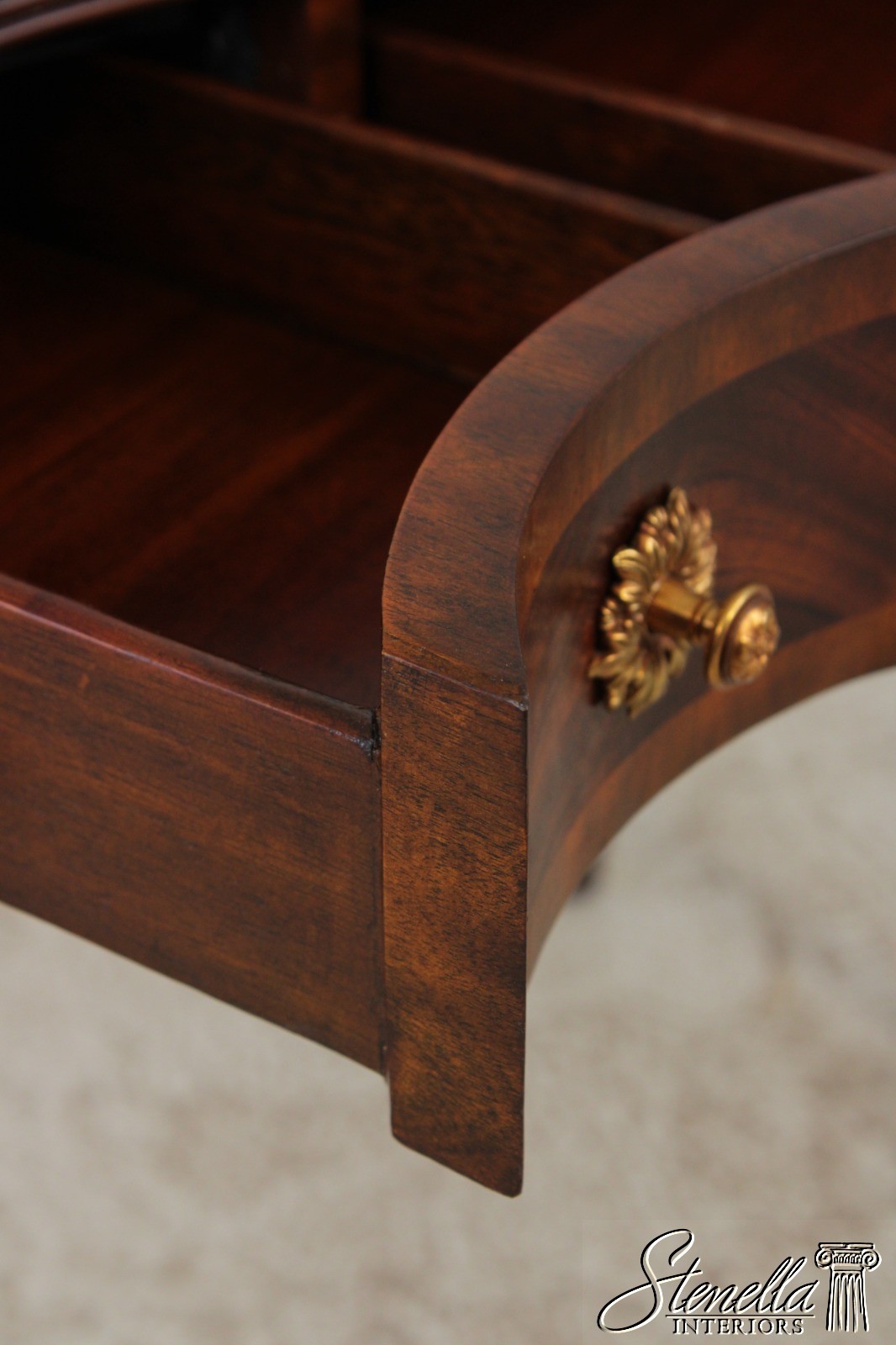 L70388: MAITLAND SMITH Flame Mahogany Federal Style Console Table