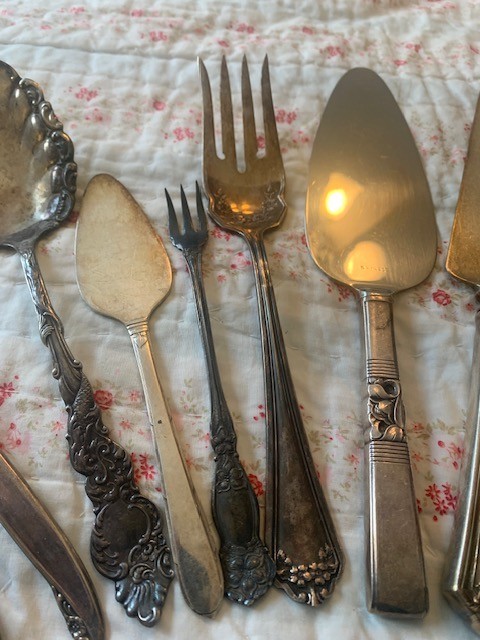 12 Vintage Silverplate SERVING Forks Spoons LOT Wedding Crafts Mixed Silver old