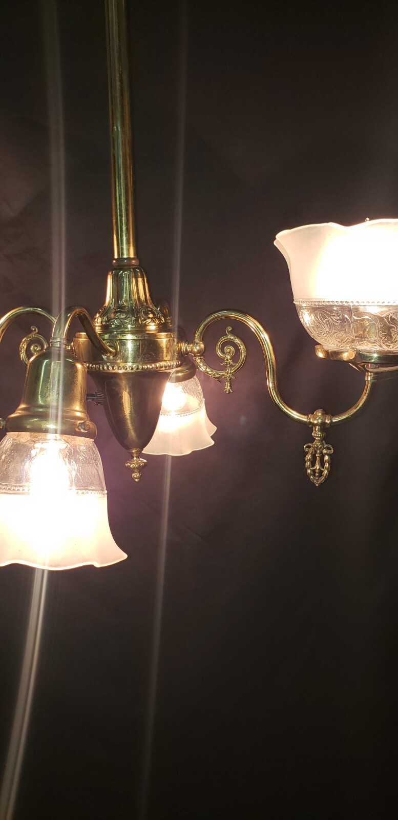 4 Light Flush Mount Chandelier with Fluted Shades 27 1/2″ x 21″ x 38″ GS00472
