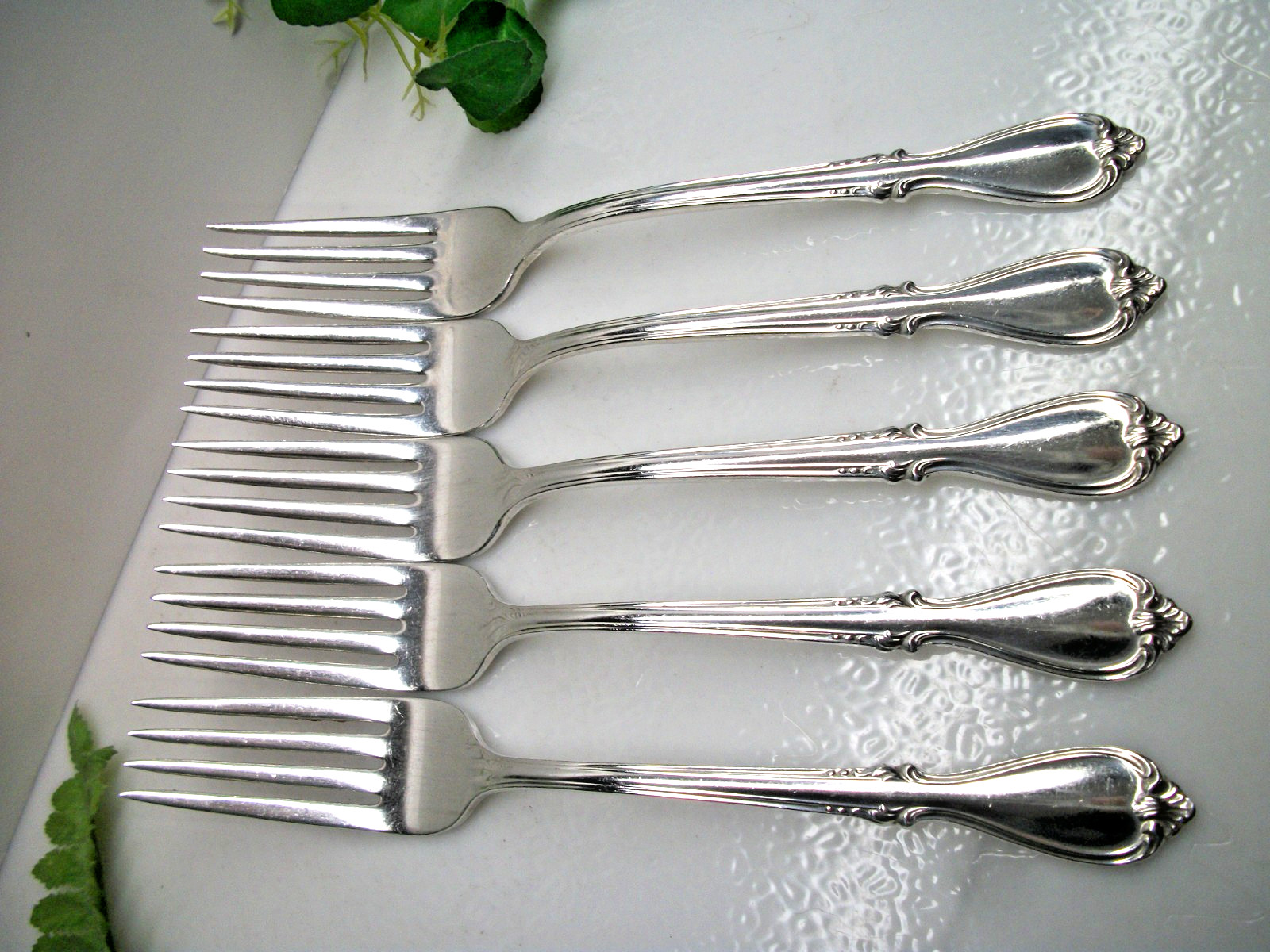 5 Society Deluxe Memory SOUTHERN SPLENDOR Silverplate Dinner Forks 1952