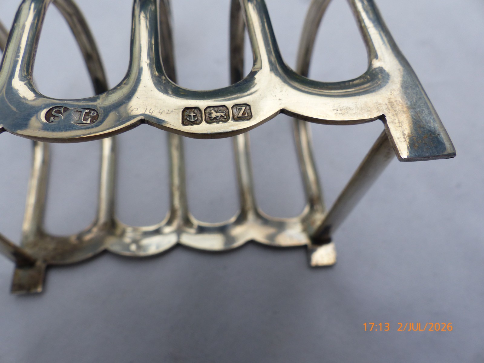 Vintage Solid Sterling Silver Toast Rack – William Suckling. Birmingham 1924