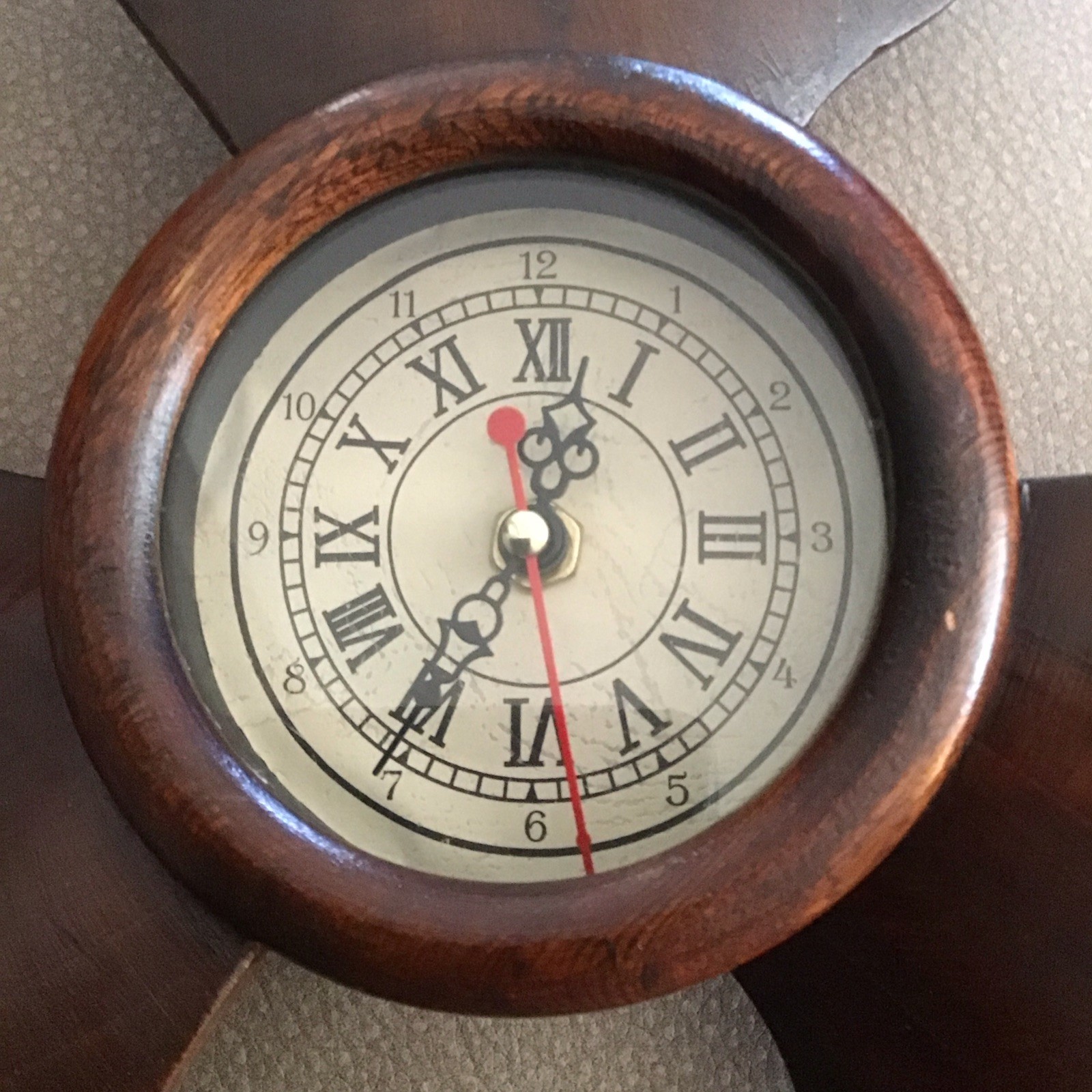 Ship’s Propeller Clock Nautical Vintage 12 inches round Maritime