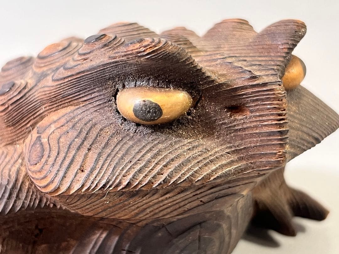 Frog Wood Carving Statue 4.7 inch Wide Japanese Sculpture Figurine