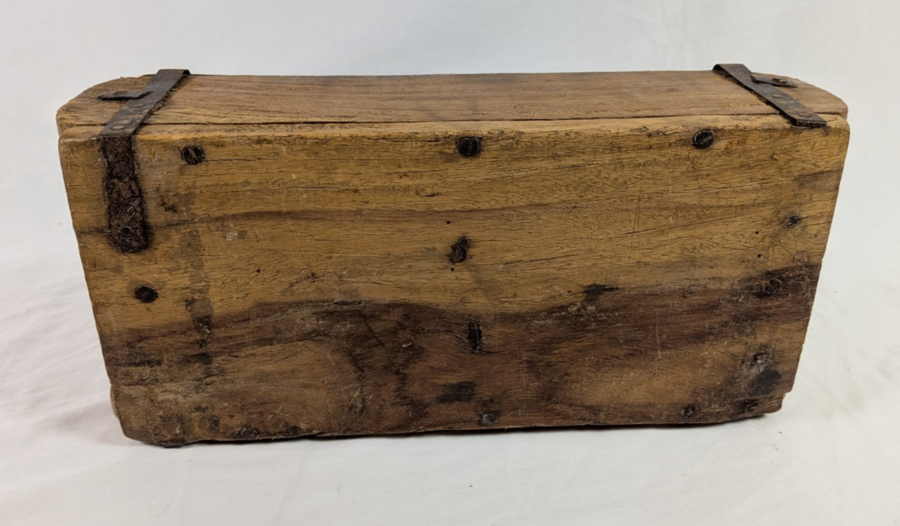Vintage Rustic Primitive Farmhouse Decor Wooden Brick Mold Box 12x6x4 Marked OBF