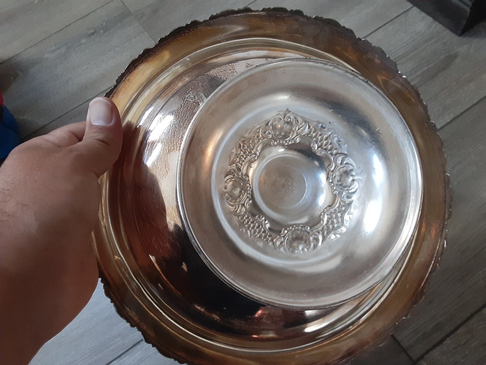 Vtg 8″ Diameter Silverplate Eureka Silver Co. Bowl with Handle – See Pictures #U