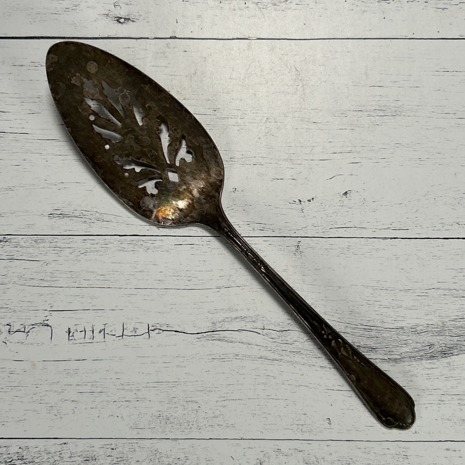 Vintage Wm A Rogers A1 Plus Pierced Silverplate Tomato Serving Spoon Oneida