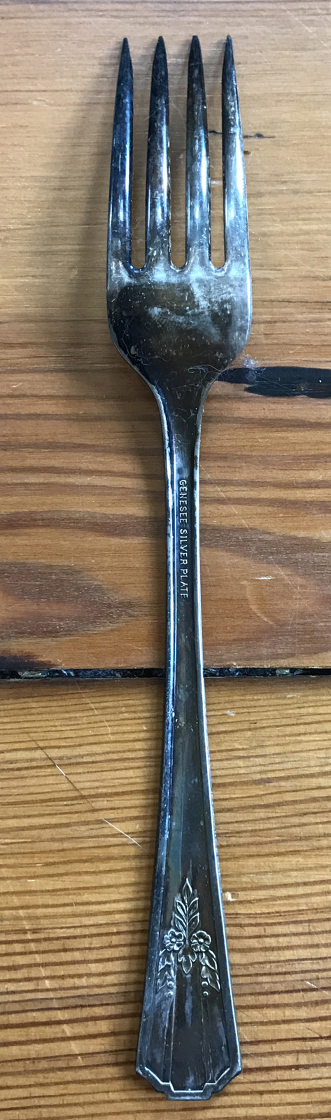Mixed Patina Tarnish Vtg Mismatched Silverplate Genesee Walco Stainless Forks