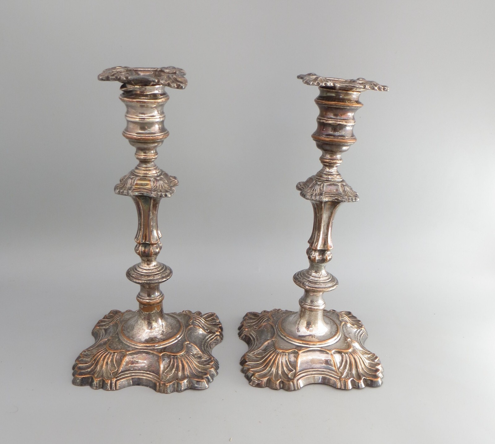 A Pair of Georgian Old Sheffield Plate OSP Candlesticks 22cm 8 1/2″ Silver Plate